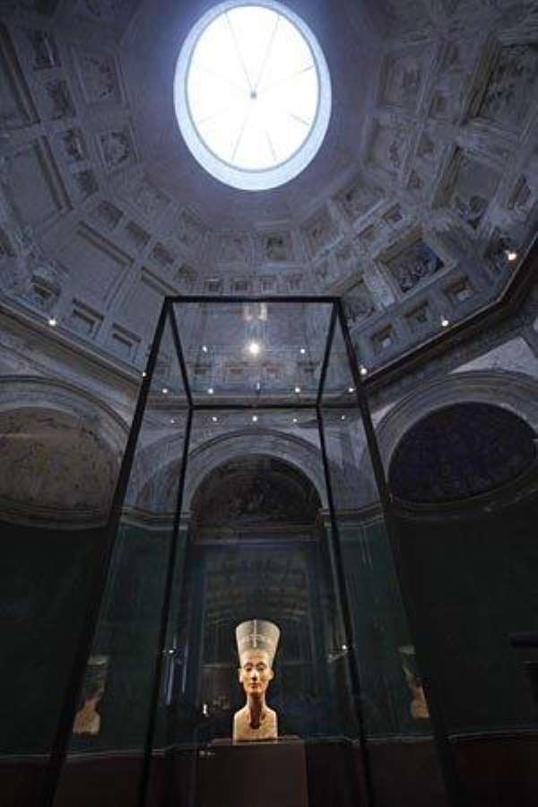 AP
Nefertiti, Egyptian Queen in Neues Museum, Berlin, Germany