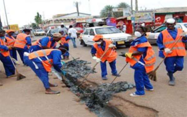 Minister Shares Cash On Sanitation Day