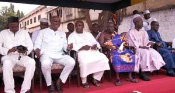 Kojo Bonsu, Deputy Ashanti Regional Minister, Samuel Yaw Adusei and the Nsumankwahene, Baffuor Asare Ababio Kugyawoasu, on the dais