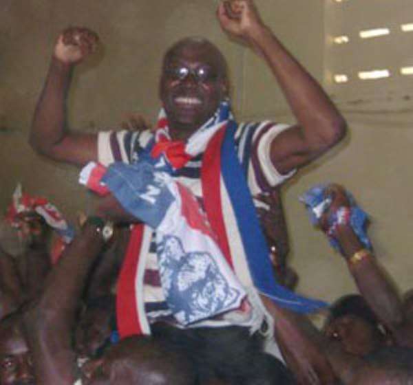 Alfred Thompson carried by his supporters after the declaration