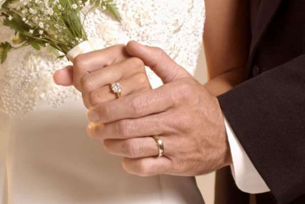 6 reasons to marry early