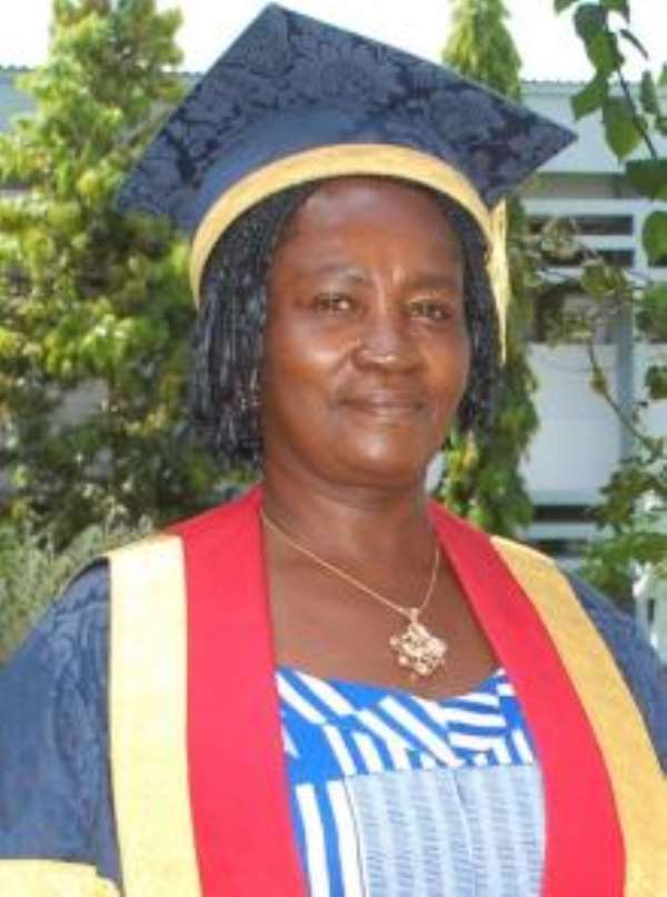 Profesor Jane Opoku-Agyemang