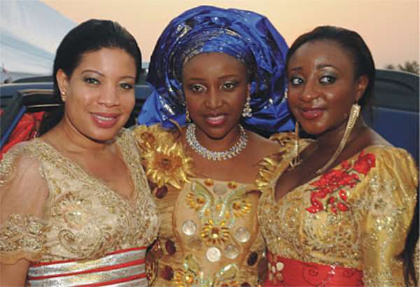 PHOTOS: TOP ACTRESS INI IKPE WEDS U.S. BASED LOVER IN UYO