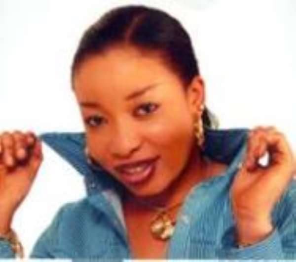 YORUBA STAR ACTRESS,LIZZY ANJORIN WINS BEST ACTRESS OF THE YEAR