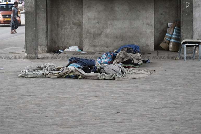 10122018100618 1j041q5ccw thehomelesskwamenkrumahinterchange15