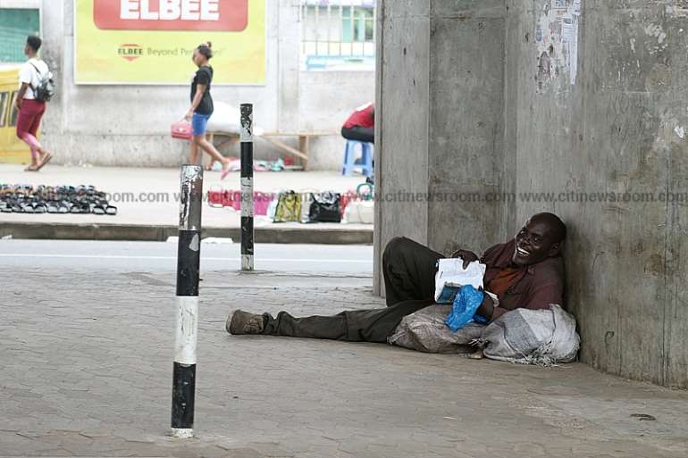 10122018100628 1h830o4aau thehomelesskwamenkrumahinterchange42