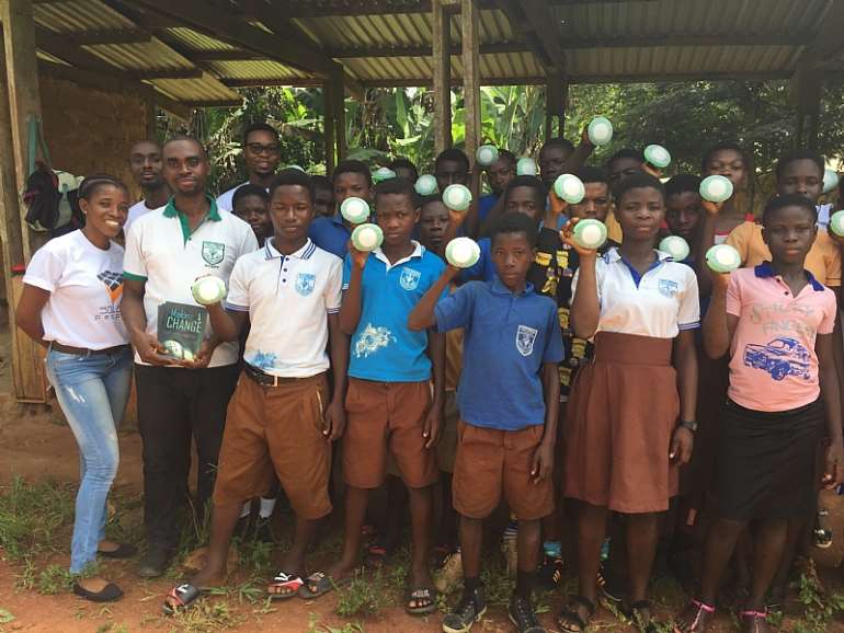 10242017122132 entire school pupils