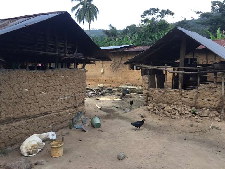 10242017122153 village building2