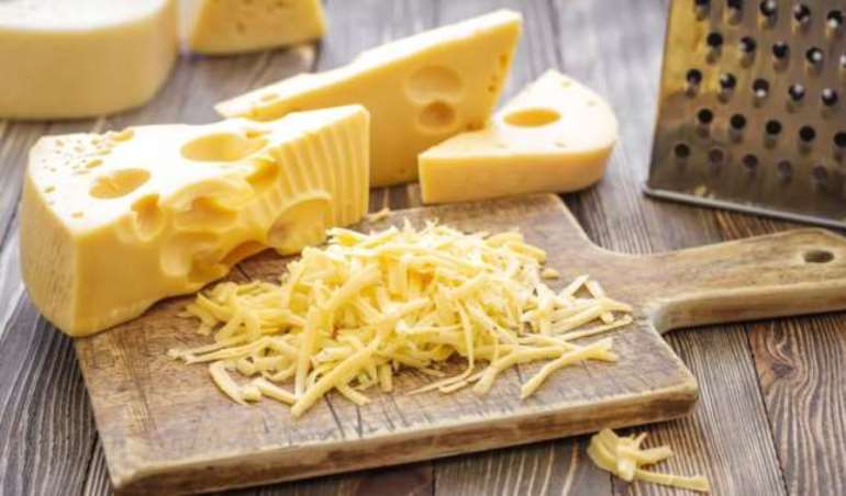 105201834158 i41p266ffa cheeseandthelowfodmapdiet
