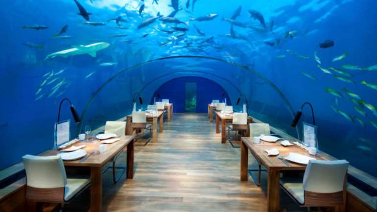 11112018113615 swnaqdcp5k http3a2f2fcdn.cnn.com2fcnnnext2fdam2fassets2f180419102833conradmaldivesithaaundersearestauranthigh