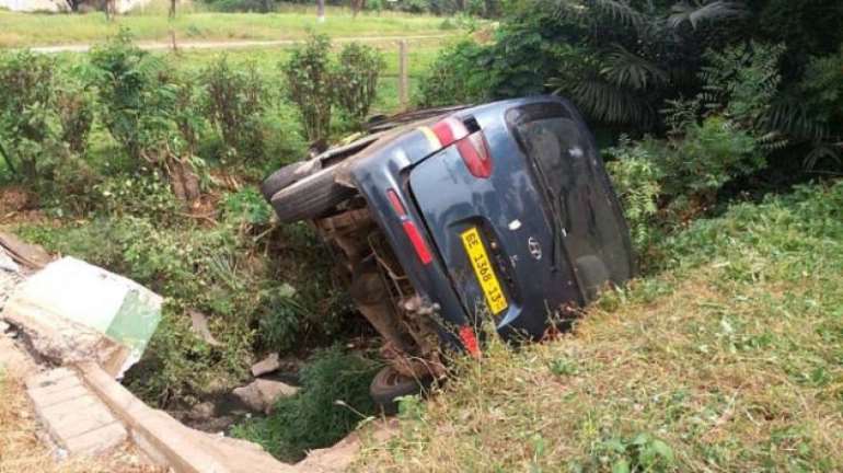 1116201774130 trotro accident2