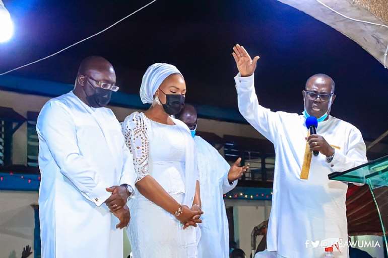 112021120604-i41p266ffa-bawumia-new-year-service-4