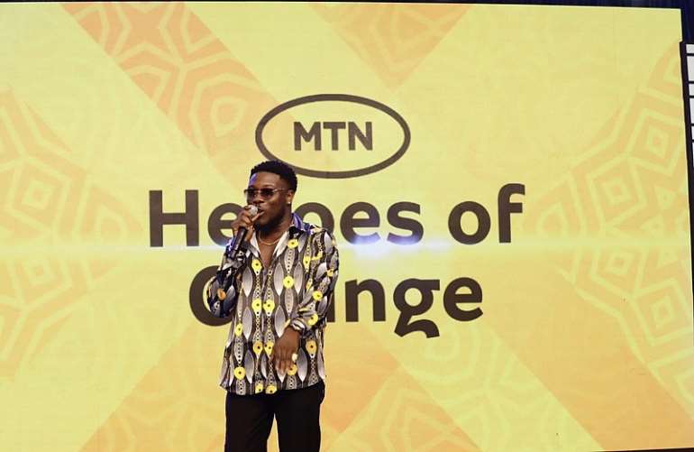 MTN Ghana Foundation crowns 10 Ghanaians as Heroes of Change
