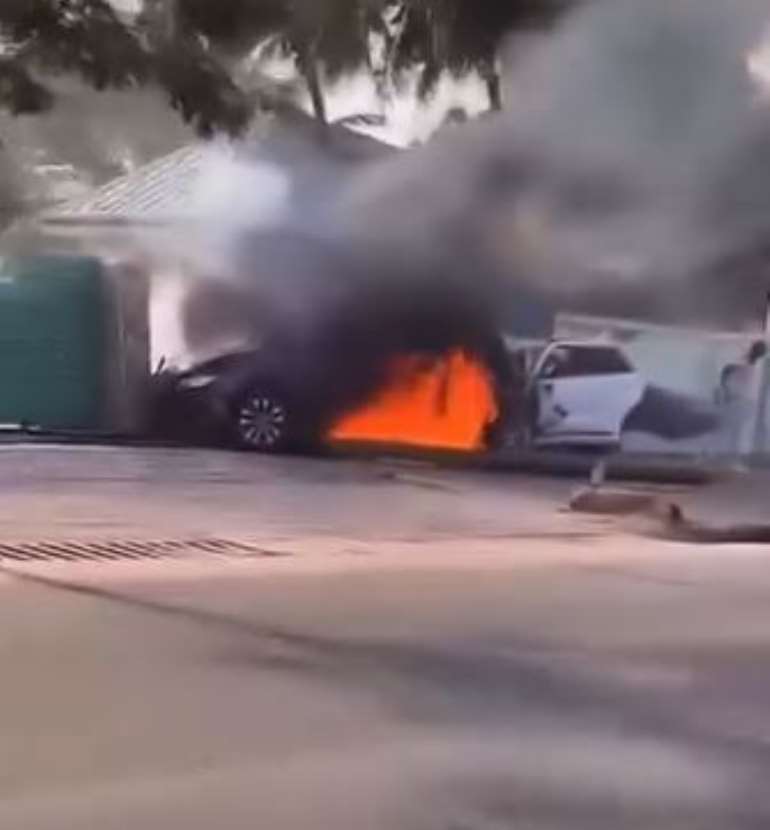 1132024124137-0g830n4ayt-east-legon-burning-car