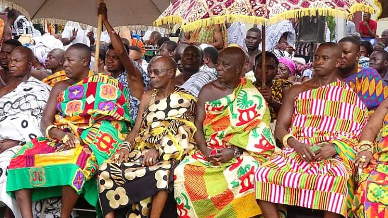 115201870607 1i830o4bav otumfowales4
