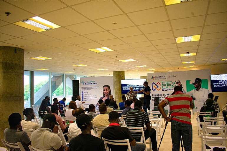 1221202265324-otjvn0y442-dev-con-76