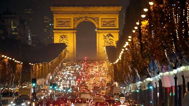 REUTERS/Charles Platiau