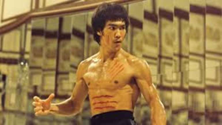 Bruce Lee in action