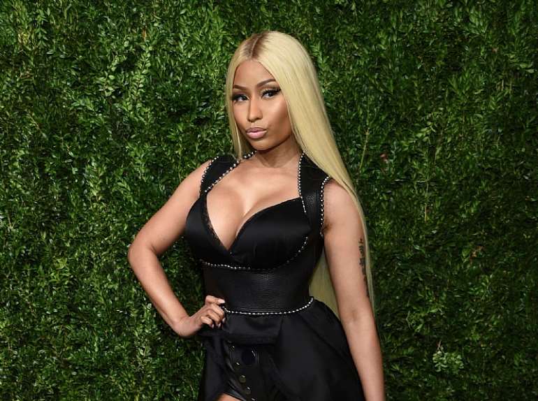 212201960624 k5grj7u2h1 6fe76fb3e60440638c28e06bbfc134cfap peoplenicki minaj