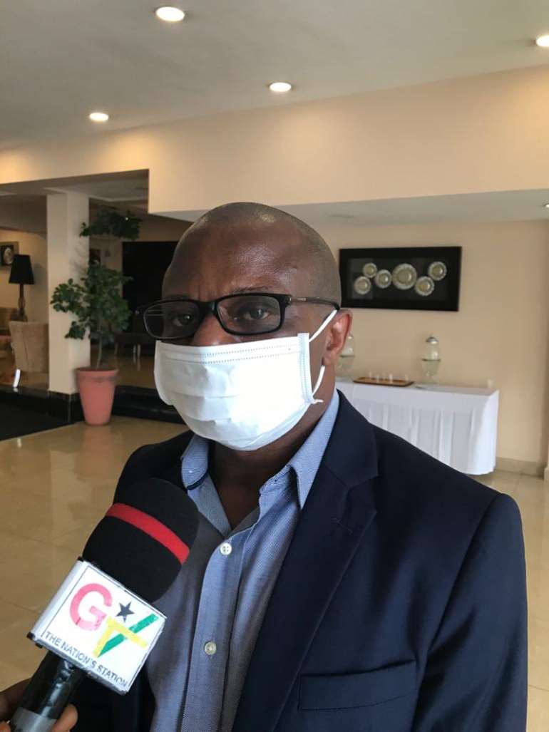Dr. Mawuli Dzodzomenyo