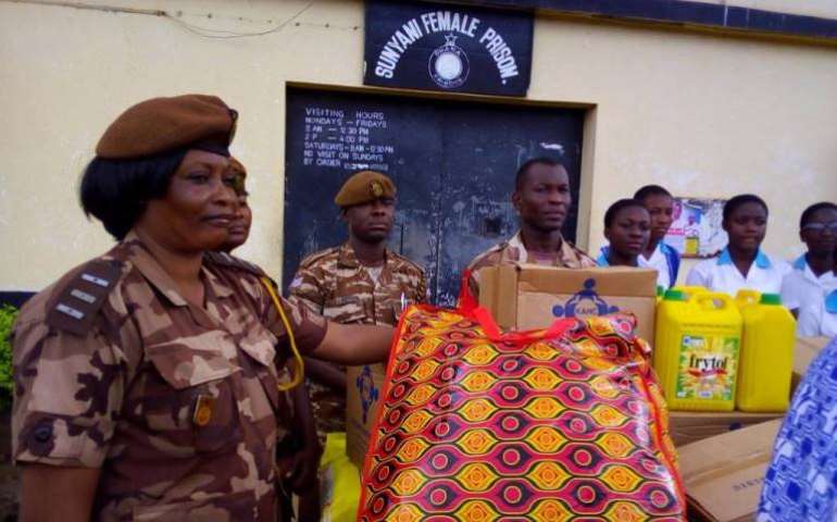 318201860604 serwaakessegirlshsdonatestosunyanifemaleprisons1