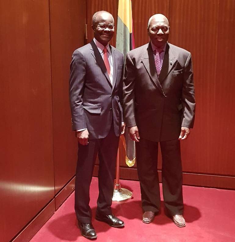 319201813608 dr.papakwesinduomwithghanasambassadorforusdr.barfuoradjei