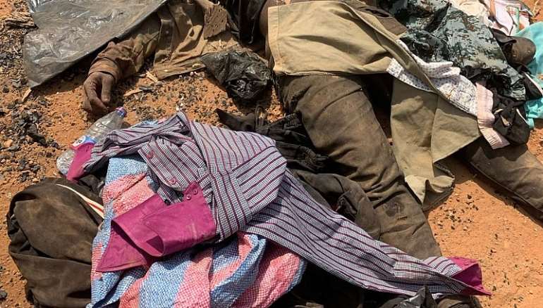 32202493605-23041q5dcw-32202491231-asanko-clash-