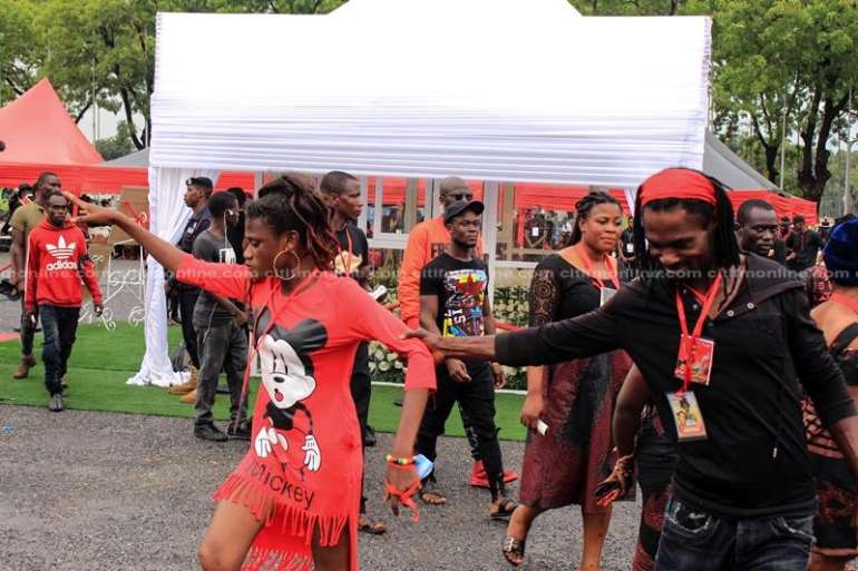 3242018113606 ebonysfuneral