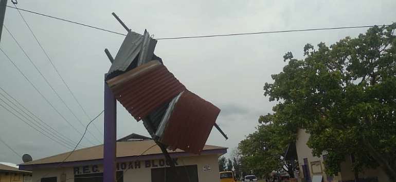 34202444133-0f730m4yxs-ksi-social-rainstorm-school-2
