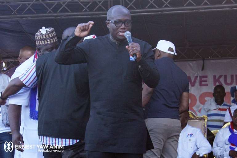 522202383606-i41p266ffa-522202381233-ernest-yaw-anim