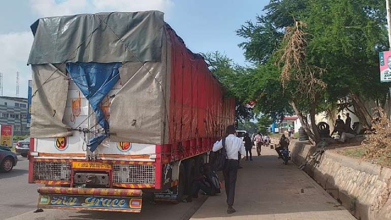 5222024123607-k5grj7u2h1-5222024121233-impounded-vegetable-oil-truck-5.jpeg