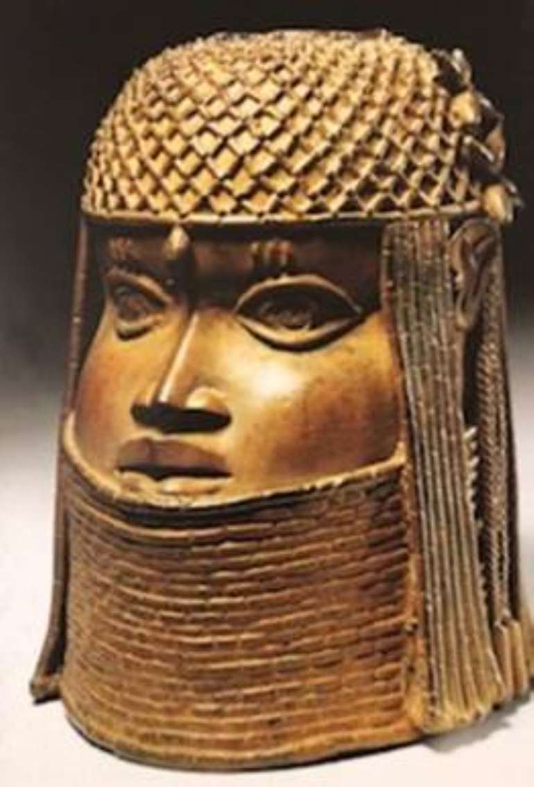 525201922921 j4eq276ggb image021