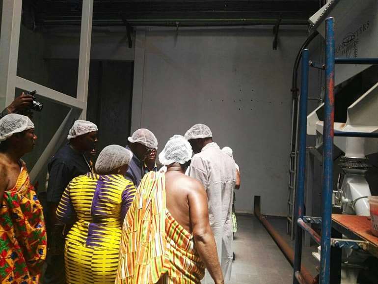 55201720733_hackmaninspectingsomecocoaprocessingplantsintema.jpeg