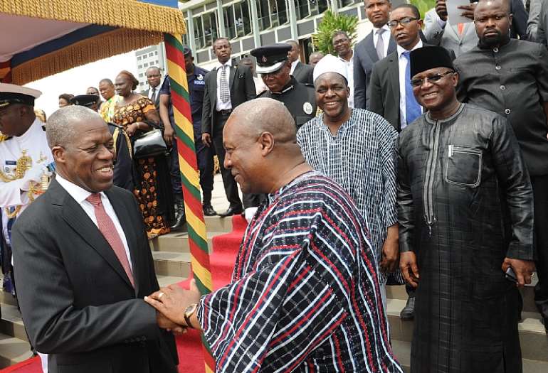 629201833607 kwesibekoeamissaharthurwithpresidentmahamaafterthesonagh2015