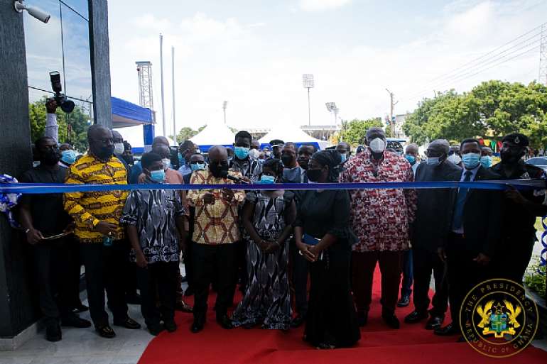 67202155748-txobredq5l-president-akufo-addo-cuts-the-tape-to-symbolise-the-commissioning-of-the-new-national-security-ministry