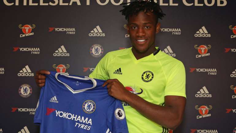 713201610609 michybatshuayichelseamediapresspressernewsigning 3529203