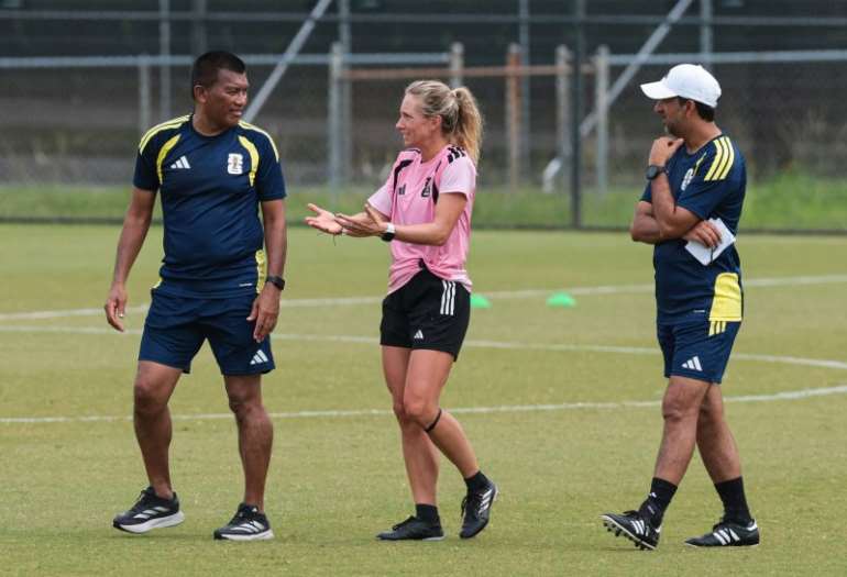 73202610956-g40n1r5edy-2026-06-09t144005z-330367853-up1em6914qrgy-rtrmadp-3-soccer-worldcup-referee