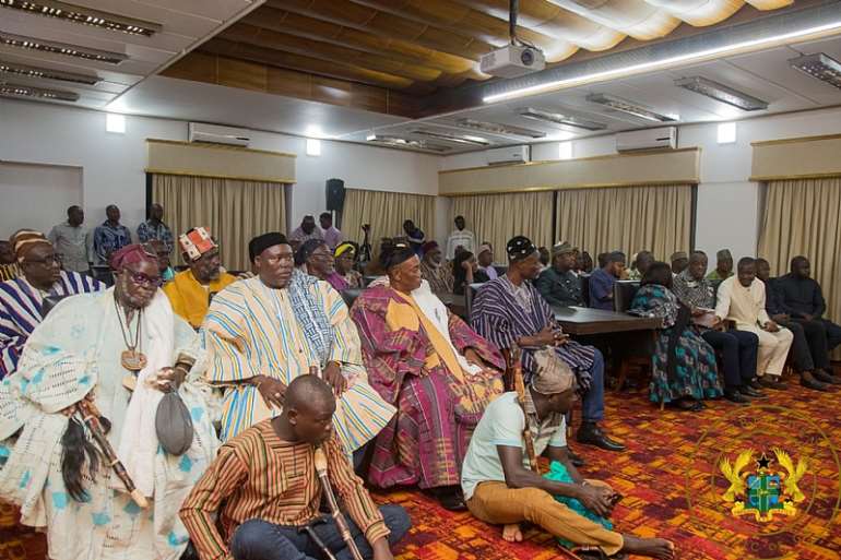 819202253605-0g830n4ayt-819202251232-nana-addo-with-yaa-naa-delegation1