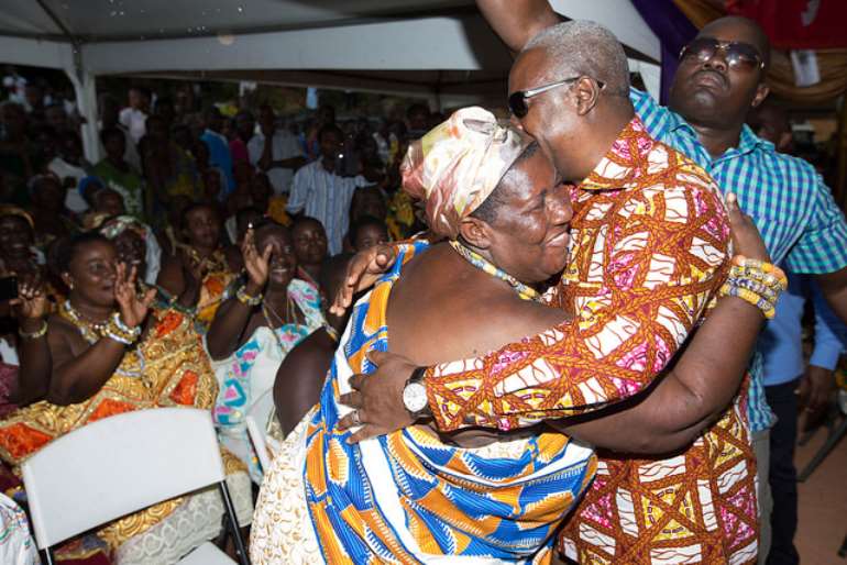 Mahama attends Kundum festival [Photos]