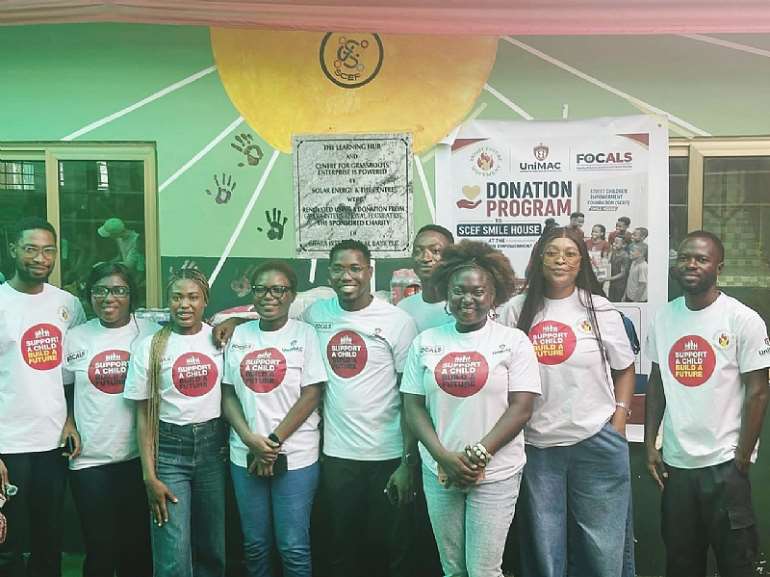 <em>Group picture of members of Bright Future Movement at the donation ceremony</em>