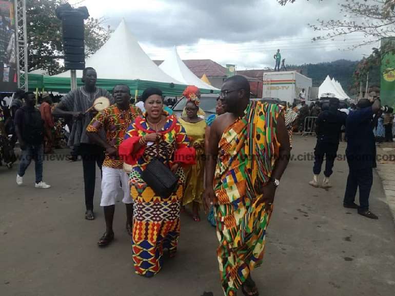 824201810619 otumfuocallsonokyenhene5