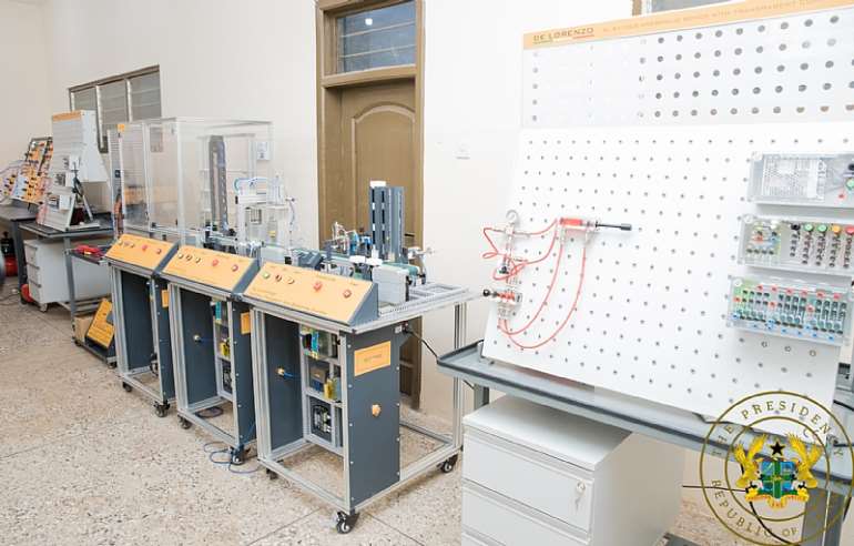 87202192054-23041q5dcx-an-equipment-inside-the-technology-solution-centre-2