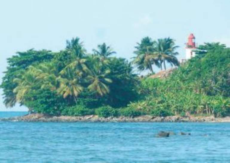 97201814135 boboewusiisland300x213