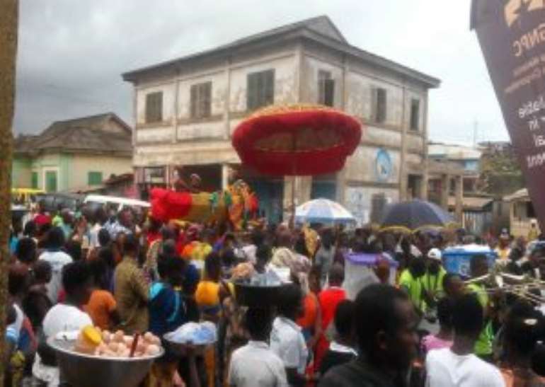 97201814135 kundumfestival300x213
