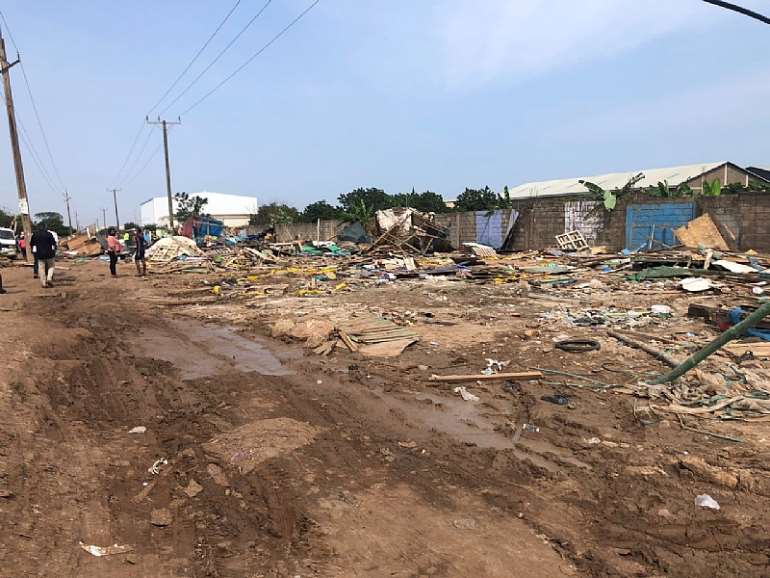 97202184131-uapctgfsrm-ledzokuku-demolition-1