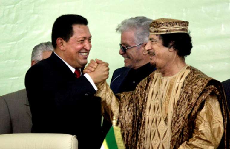 chavez muammar qaddafi