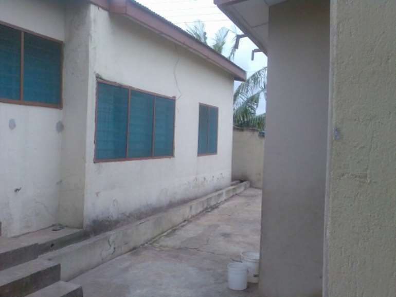 j5eq27thg0 image013