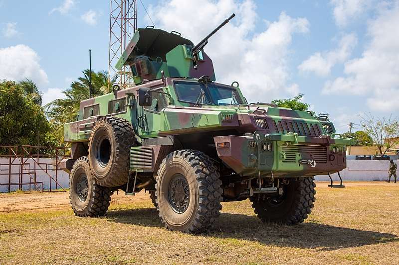 101202151042-23041q5dcw-marauder-with-turret-moz