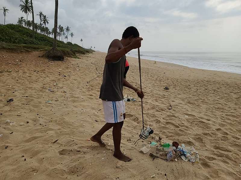122021124915-txobredq5l-beach-cleaning.jpeg