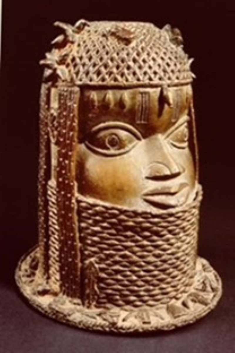 Commemorative head of an oba, Benin, Nigeria, now in Dresden Ethnology Museum, Dresden, Germany.